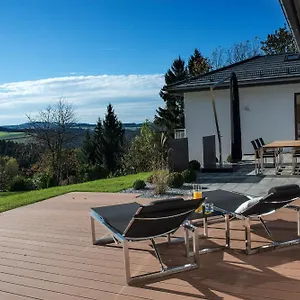 https://view-garden-villa-schauenstein.com-bavaria.com